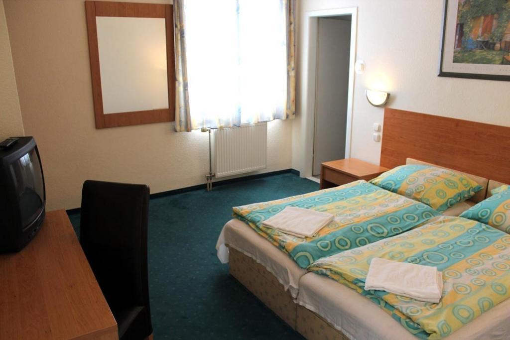 Hotel Menthol Βουδαπέστη Δωμάτιο φωτογραφία