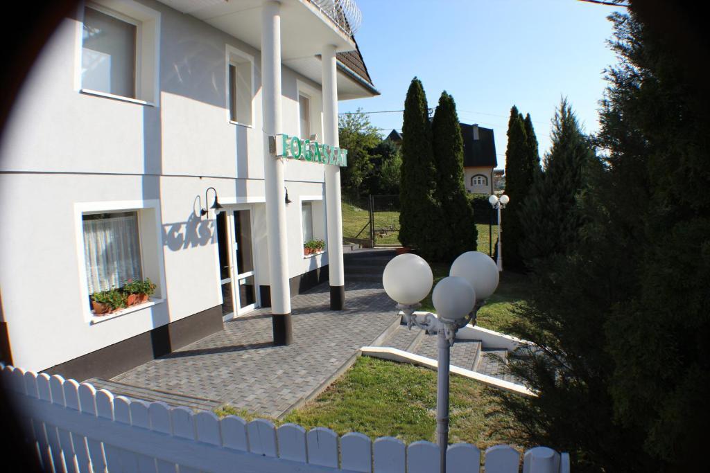 Hotel Menthol Βουδαπέστη Εξωτερικό φωτογραφία