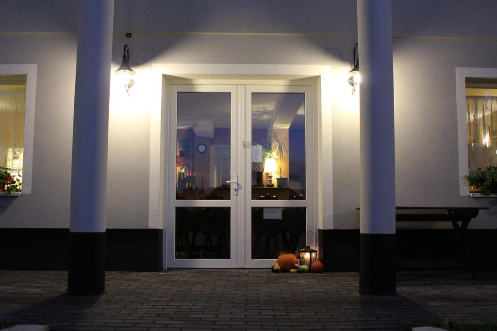 Hotel Menthol Βουδαπέστη Εξωτερικό φωτογραφία