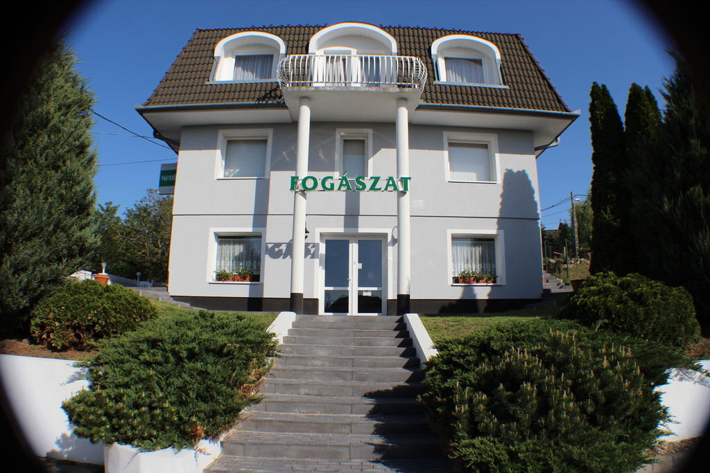 Hotel Menthol Βουδαπέστη Εξωτερικό φωτογραφία